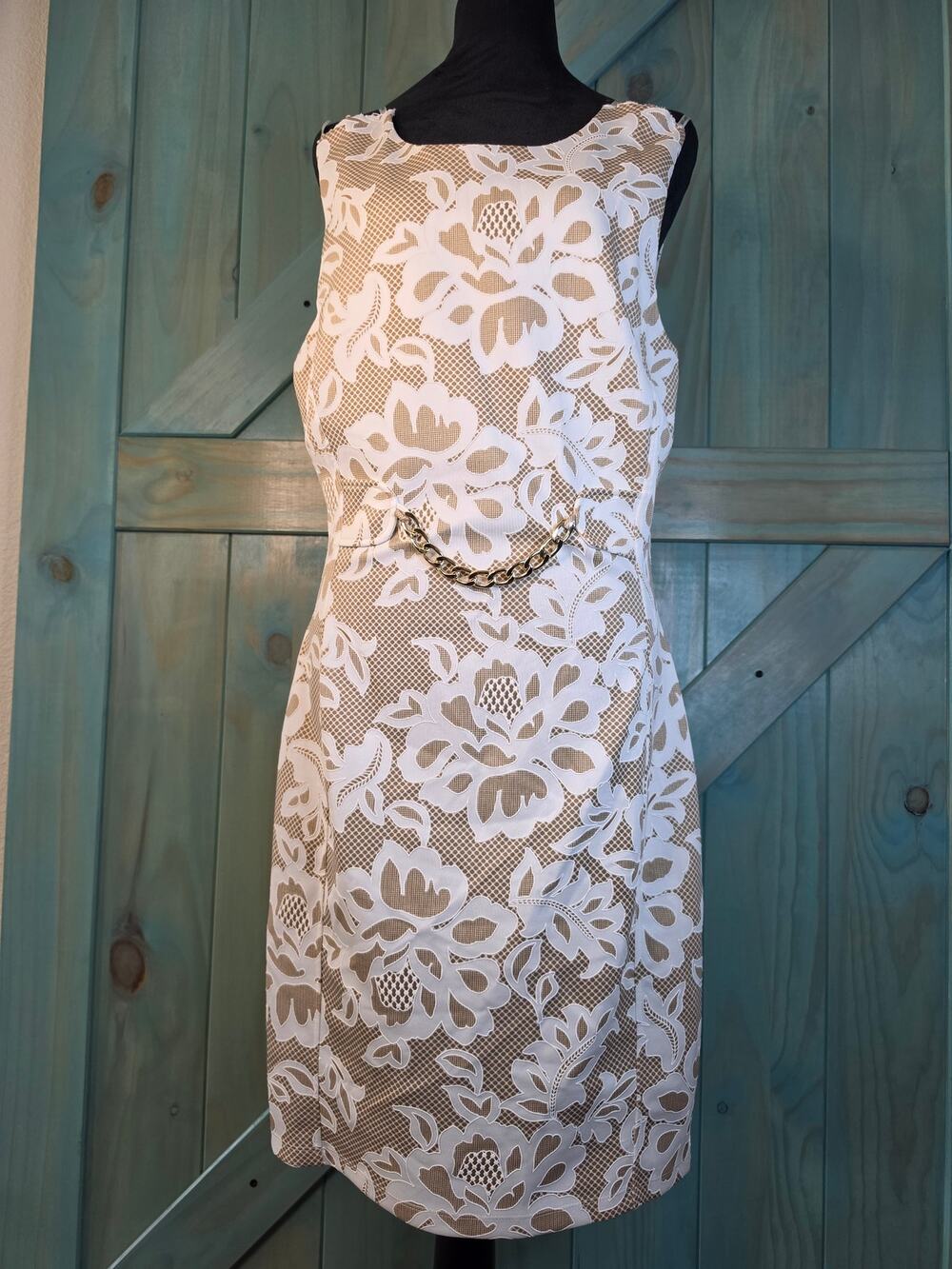 Floral Lace Sheath Dress Stylish Gold Chain Waist Accent Ribbon Straps
